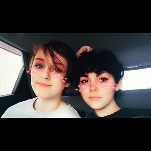 Meet your Posher, Alexis